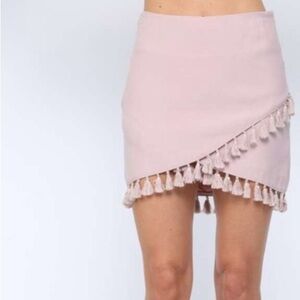 NWT FATE BRAND PINK TASSLE SKIRT BOUTIQUE POPULAR BRAND SUMMER FESTIVAL WEAR